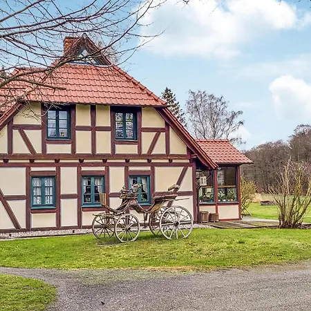 3 Bedroom Beautiful In Sehlen