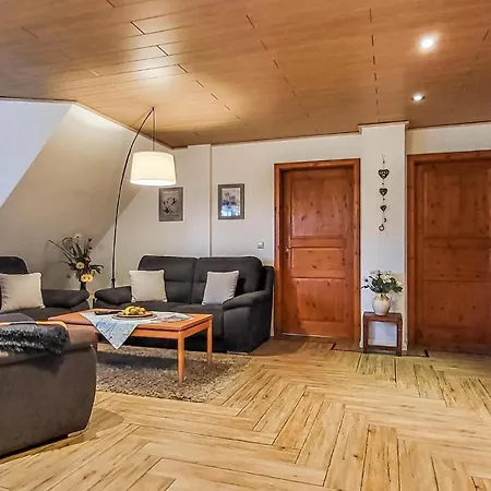 3 Bedroom Beautiful In Apartment